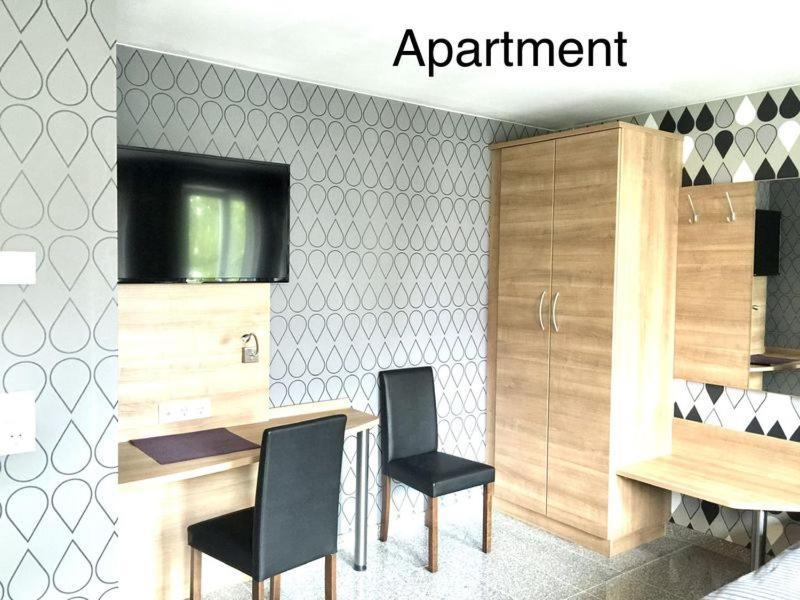 Hotel Mythos "Apartments" Markgroningen Ngoại thất bức ảnh